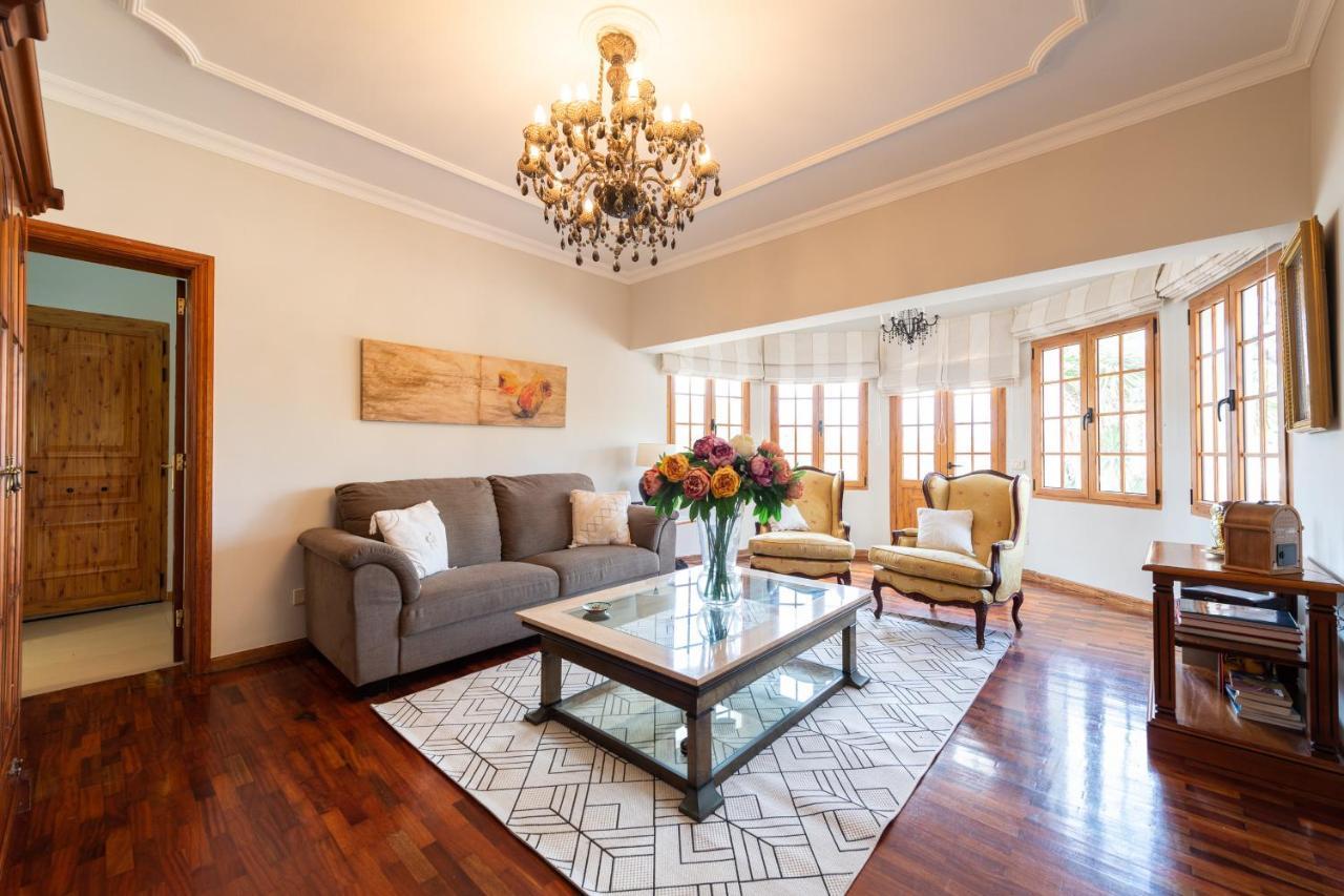 5Br Home - Pool Parking & Tennis Court Лас-Пальмас-де-Гран-Канария Экстерьер фото